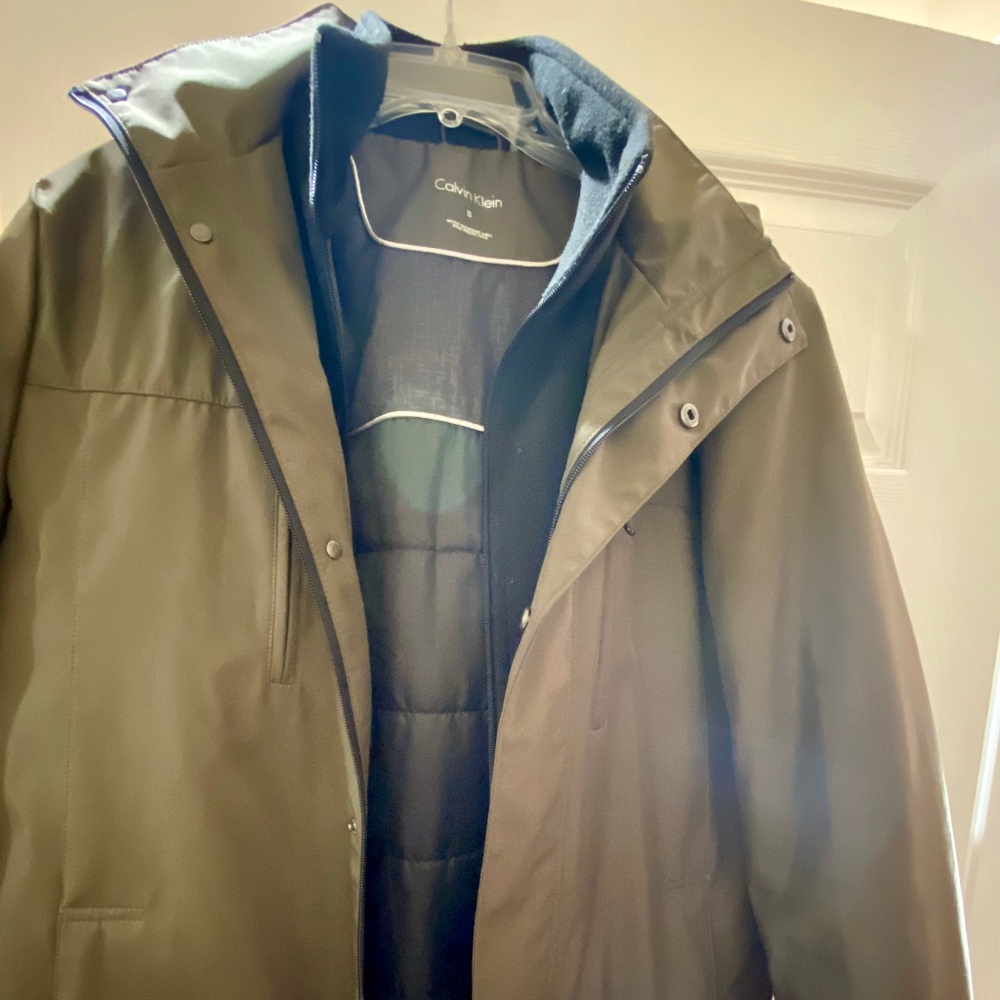 Calvin Klein Water-Resistant Shell Wind Protection